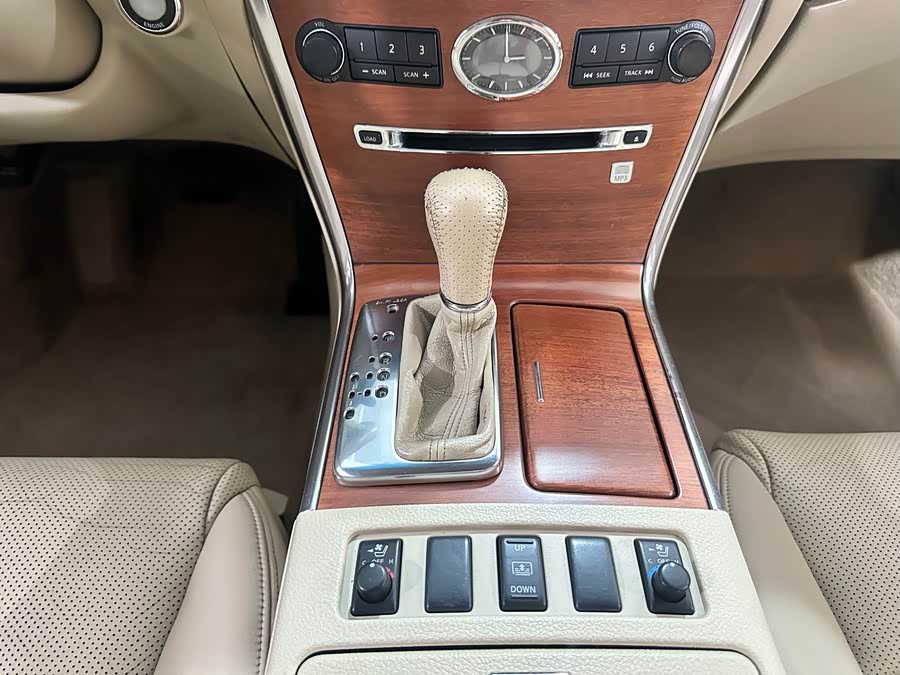 Nissan Fuga 2006 car image #10