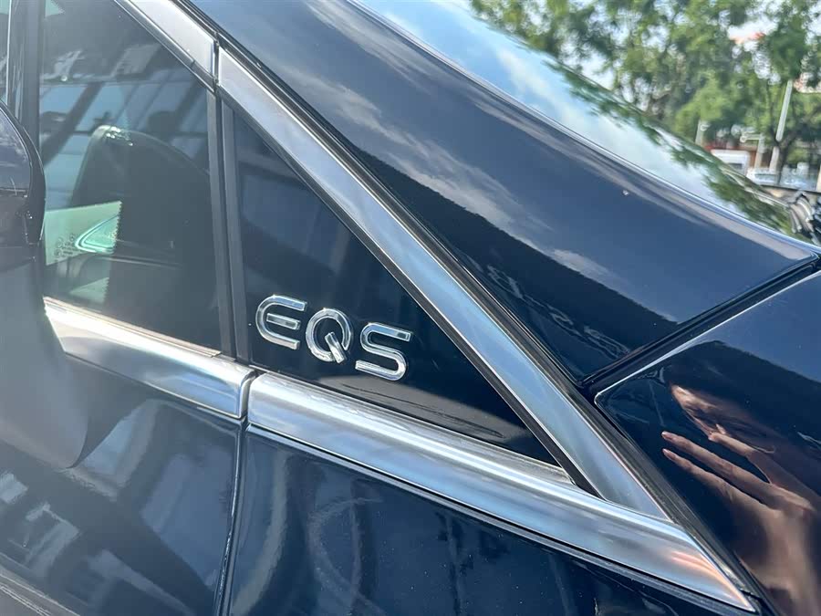 Mercedes-Benz EQS SUV 2023 car image #10