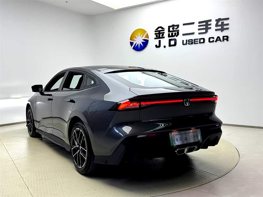 Changan UNI-V iDD 2024 immagine di auto #10