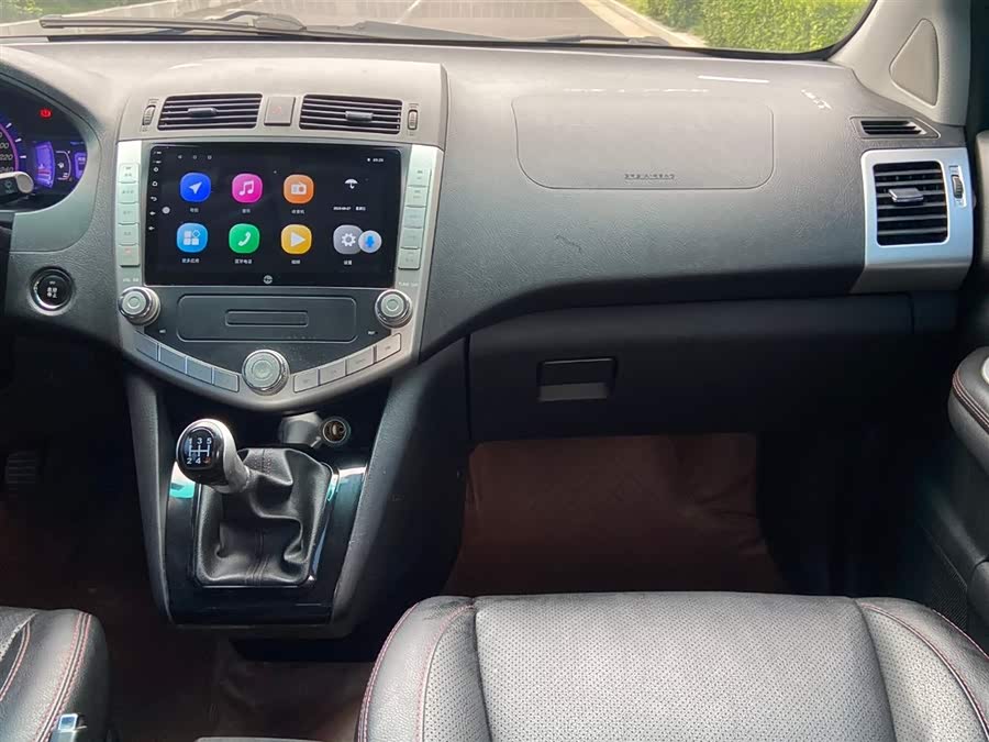 BYD S6 2014 car image #10