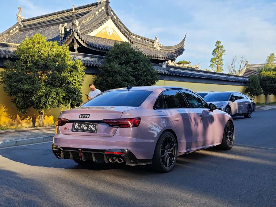 Audi S4 2023 صورة سيارة #10