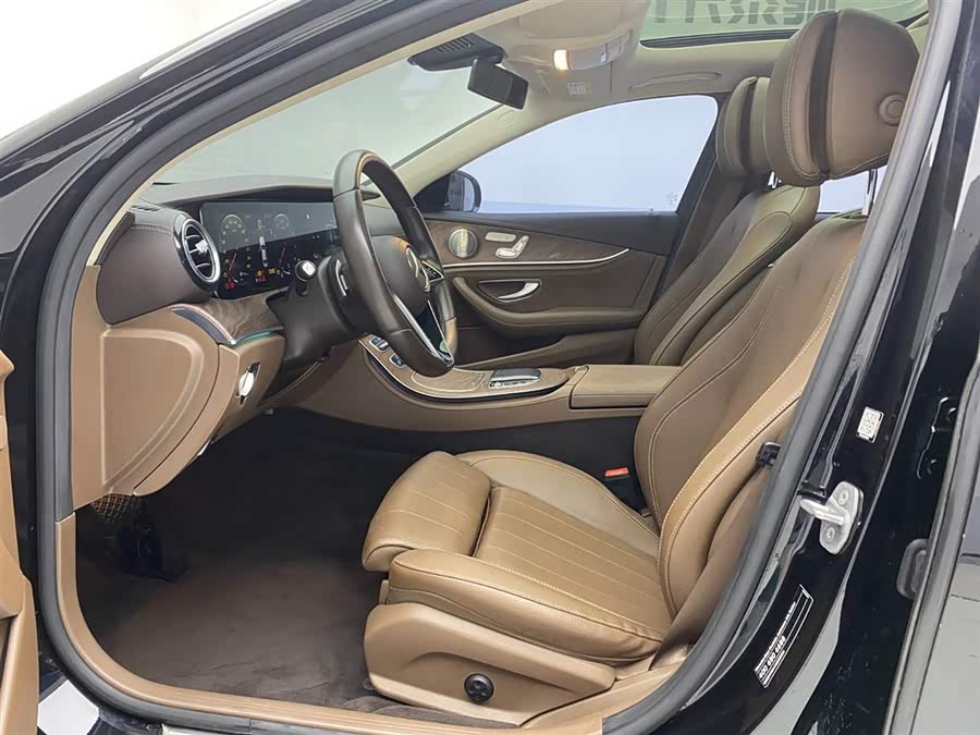Mercedes-Benz E Class 2022 car image #10