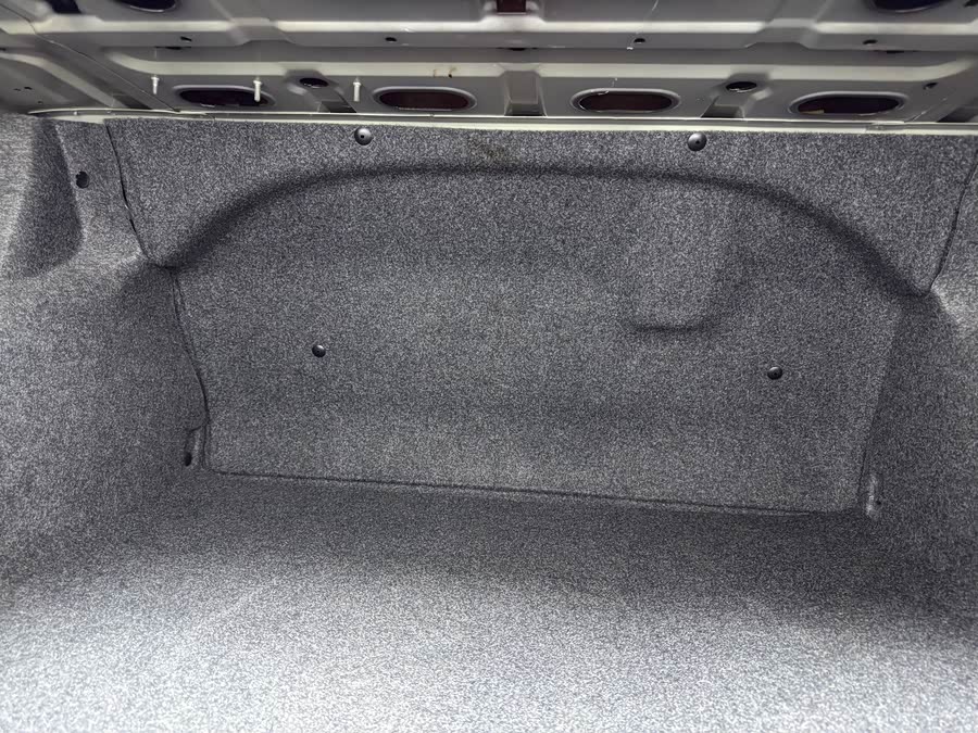 Volkswagen Passat Lingyu 2010 #10 Volkswagen Passat Lingyu 2010 car image #10