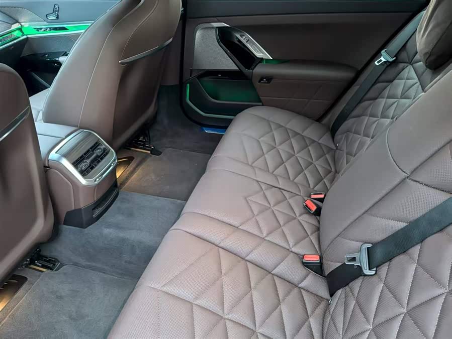 宝马 宝马i7 2024 汽车图片 #10