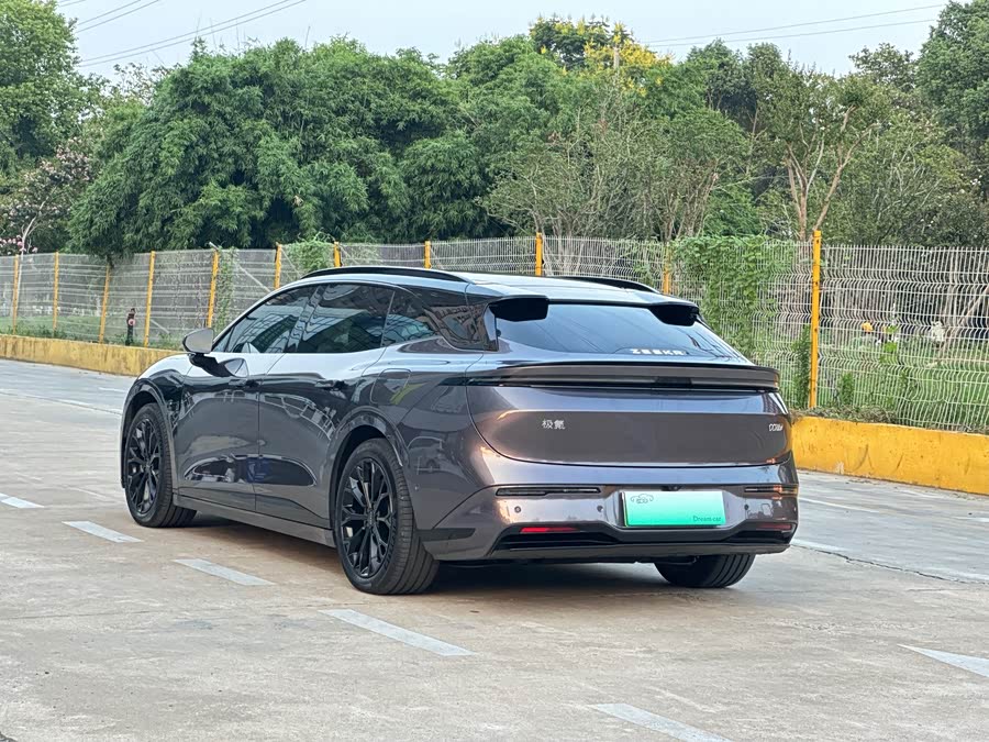 极氪 极氪007GT 2025 汽车图片 #10