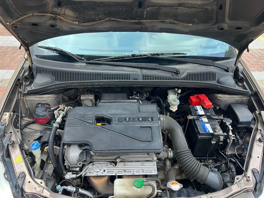 Suzuki SX4 Sedan 2014 imagem de carro #10