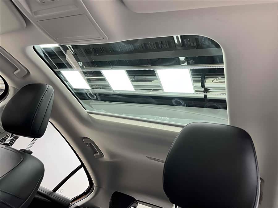 Ford Focus Active 2021 car image #10