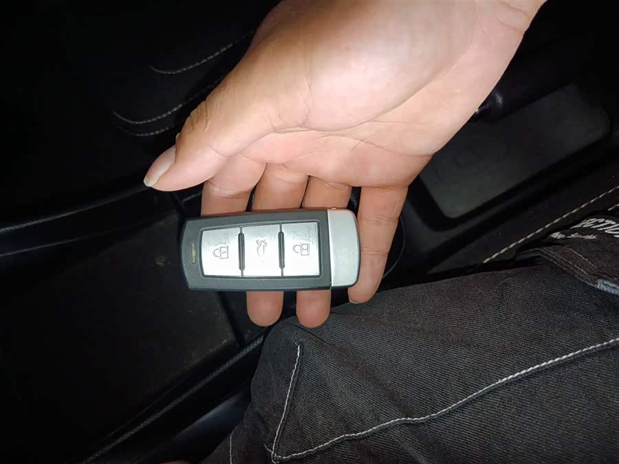 哪吒汽车 哪吒N01 2020 汽车图片 #10