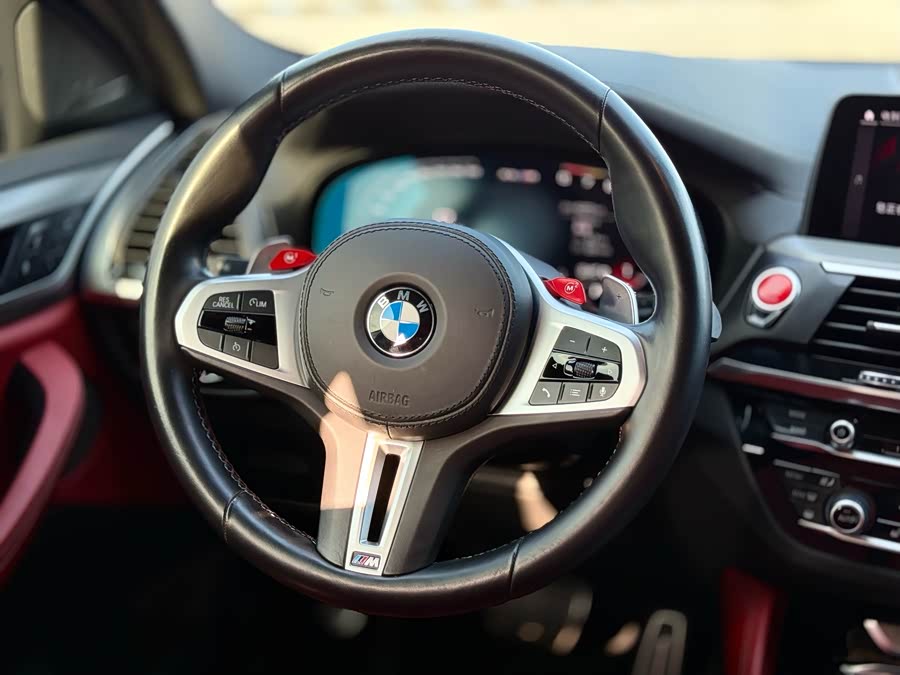 BMW X4 M 2021 car image #10