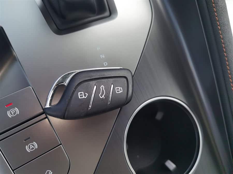 Roewe D5X DMH 2025 imagen de coche #10