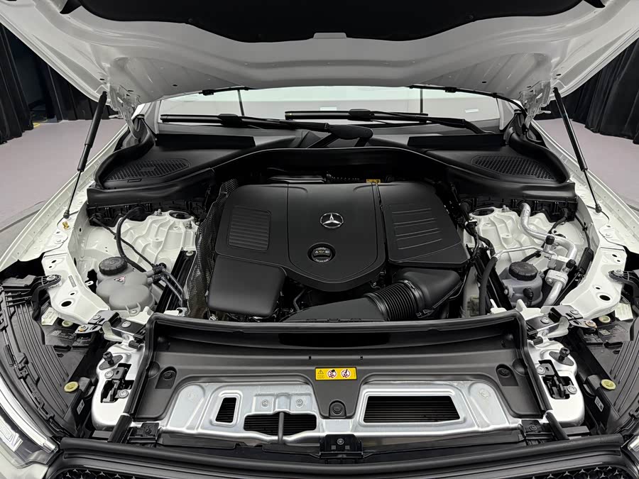 Mercedes-Benz GLC Coupe 2024 imagem de carro #10