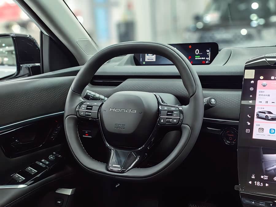 Honda P7 2025 car image #10