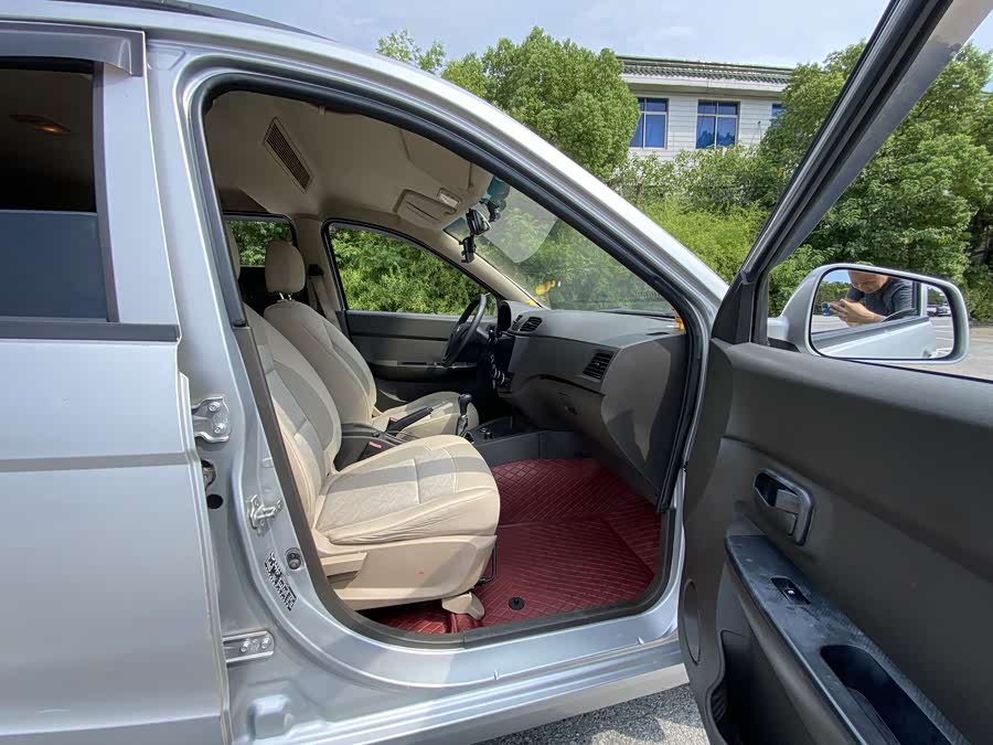 五菱汽车 五菱宏光 2017 #10 五菱汽车 五菱宏光 2017 汽车图片 #10