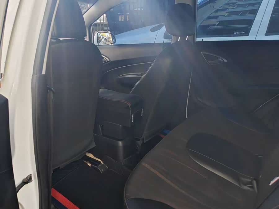 Chevrolet Sail 2013 #10 Chevrolet Sail 2013 car image #10