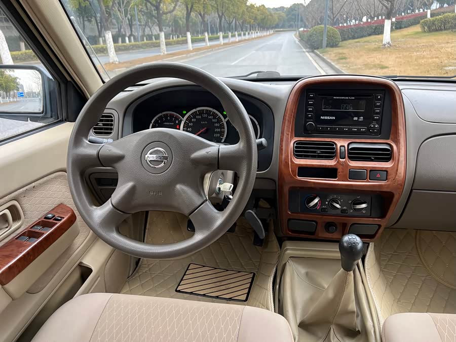 日产 日产ZN厢式车 2014 汽车图片 #10