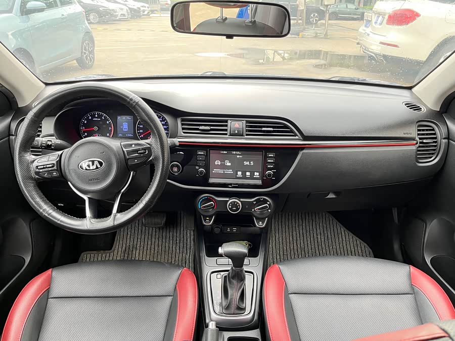 Kia Rio Cross 2018 صورة سيارة #10
