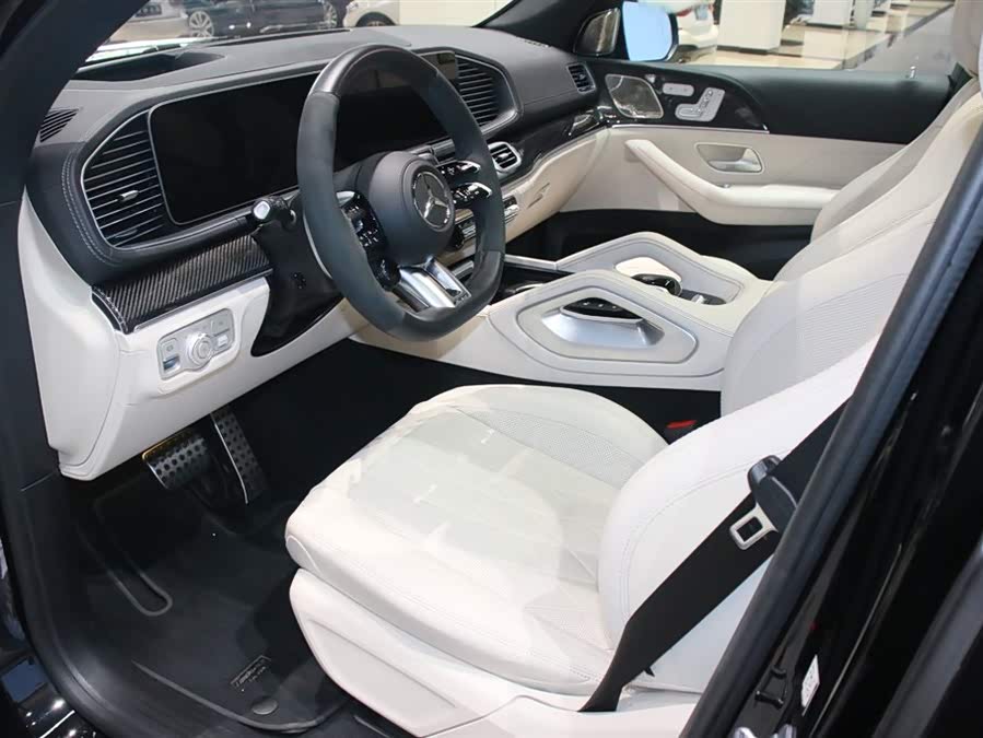 Mercedes-Benz GLS AMG 2024 car image #10