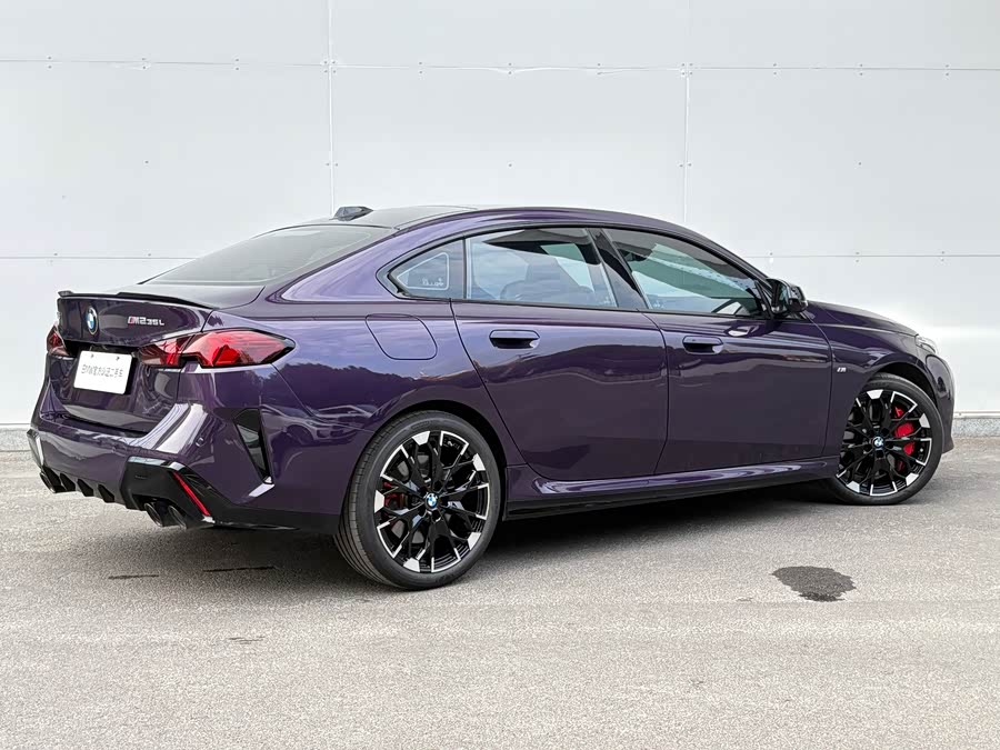 BMW M235L 2024 #10 BMW M235L 2024 car image #10