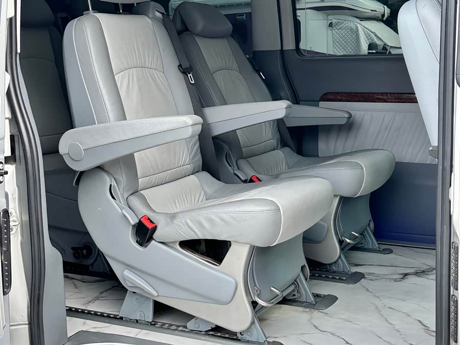 Mercedes-Benz Viano (Imported) 2008 car image #10