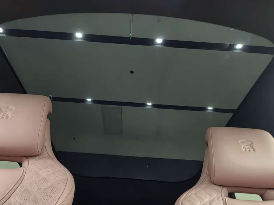 BYD SongL EV 2025 #10 BYD SongL EV 2025 car image #10