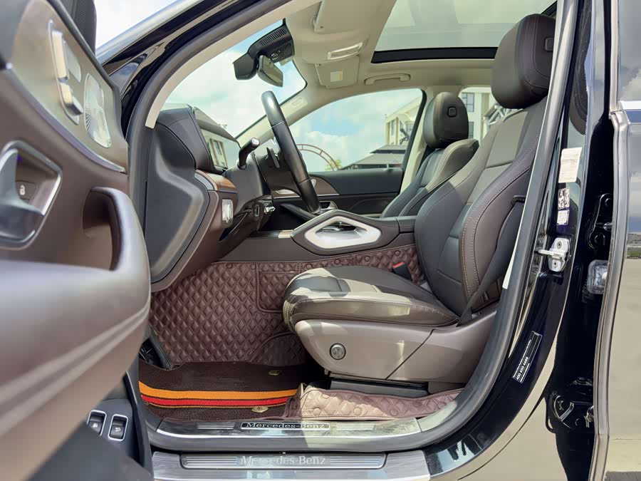 Mercedes-Benz GLE Class New Energy 2022 car image #10