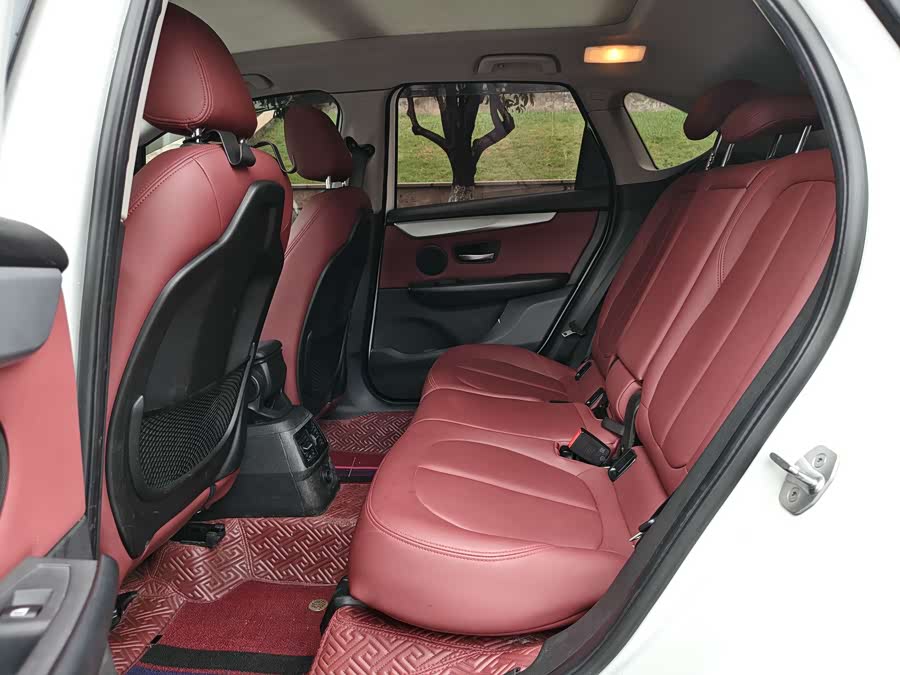 BMW 2 Series Tourer 2017 صورة سيارة #10