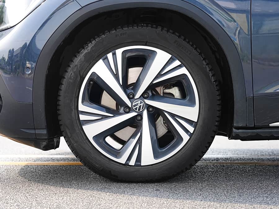 Volkswagen ID.6 Crozz 2023 immagine di auto #10