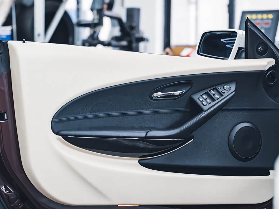 BMW 6 Series 2010 #10 BMW 6 Series 2010 car image #10