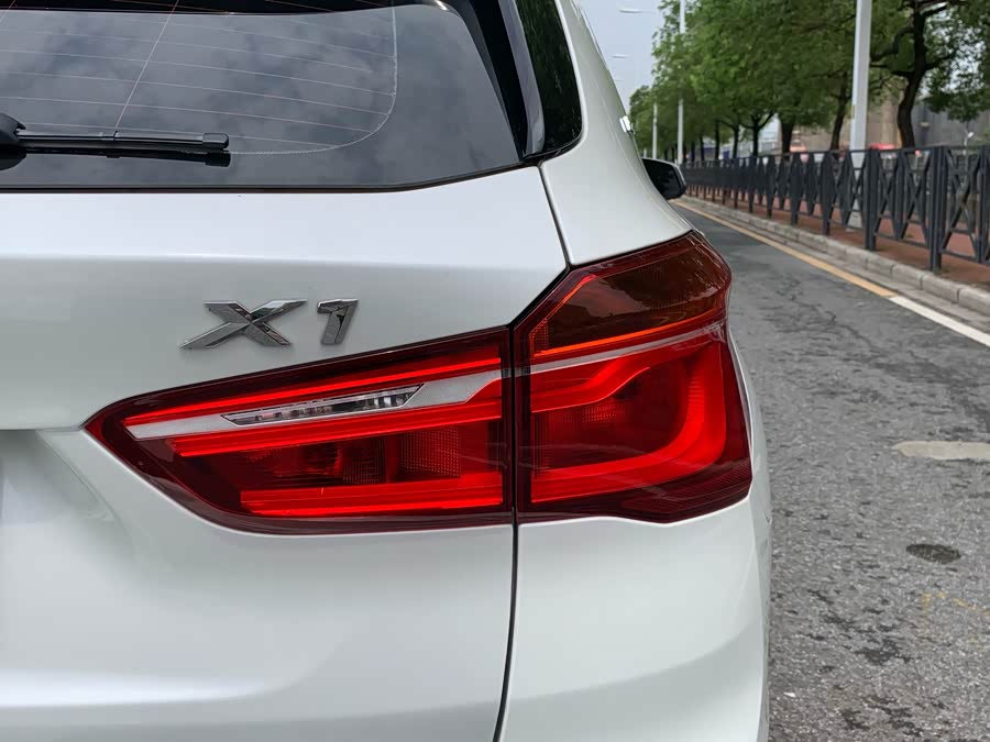 BMW X1 New Energy 2018 car image #10