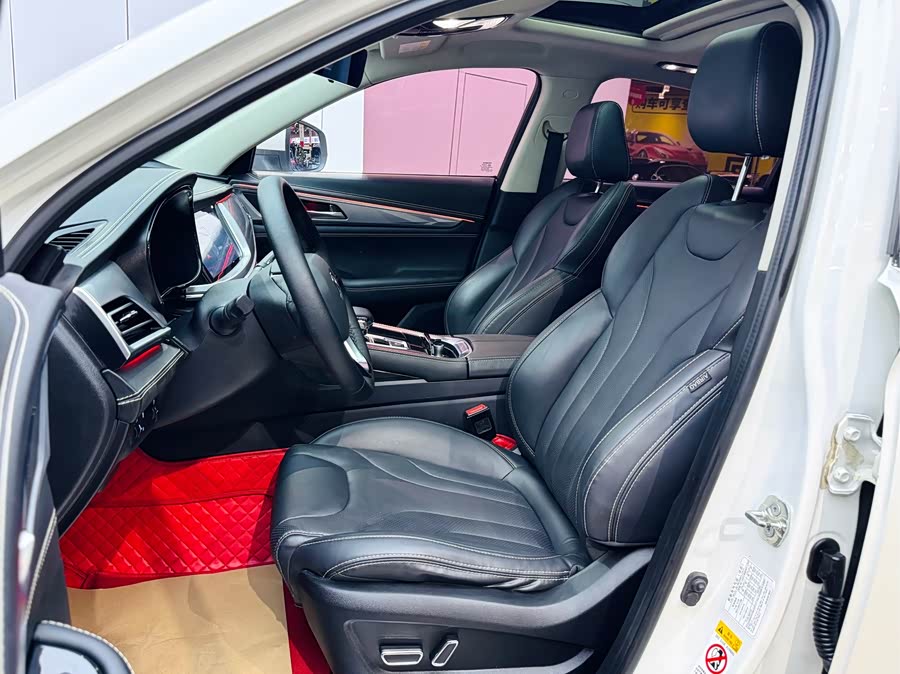 Changan CS85 Coupe 2019 car image #10