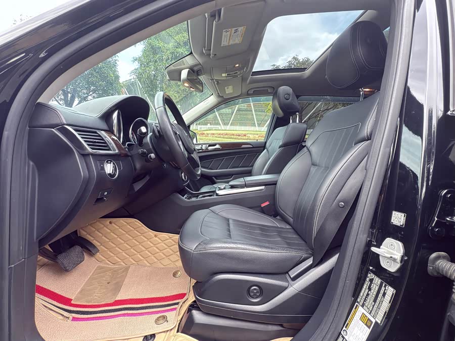 Mercedes-Benz GL Class 2017 immagine di auto #10