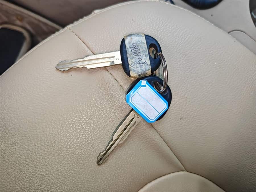 起亚 赛拉图 2013 汽车图片 #10