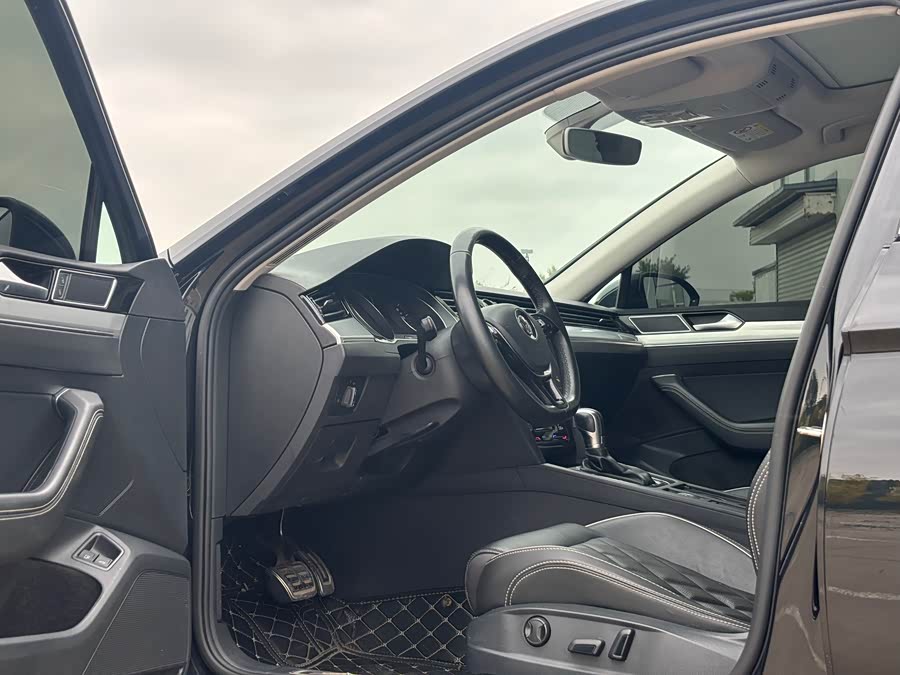 Volkswagen Magotan GTE 2021 car image #10