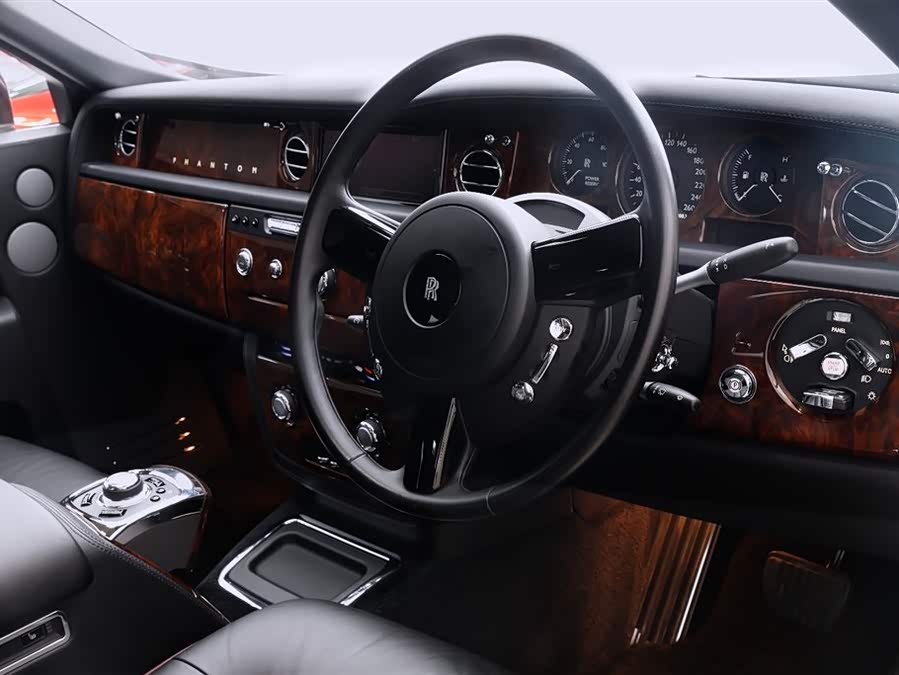 劳斯莱斯 幻影 2018 汽车图片 #10