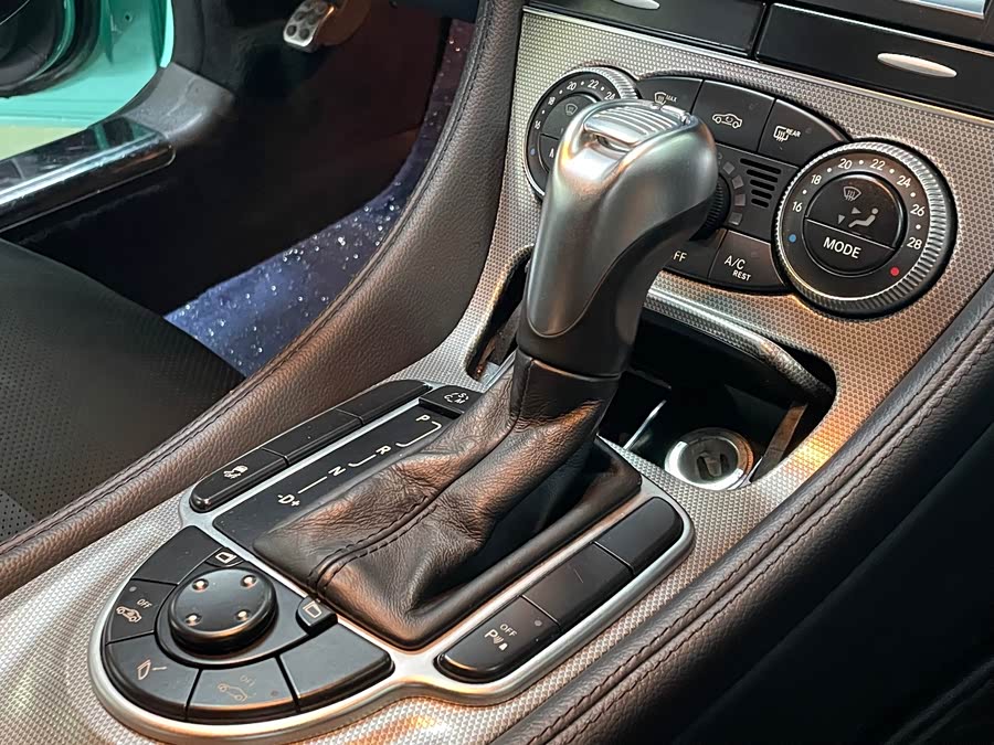 Mercedes-Benz SL Class 2011 #10 Mercedes-Benz SL Class 2011 car image #10