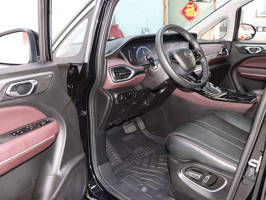 GAC Trumpchi M6 2023 car image #10