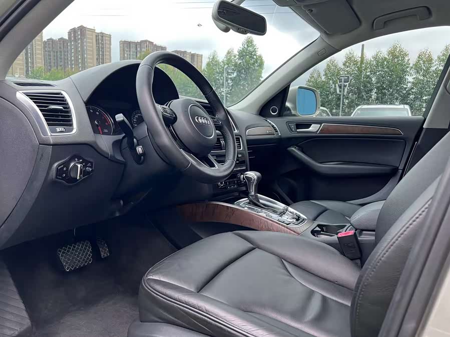 Audi Q5 2013 car image #10