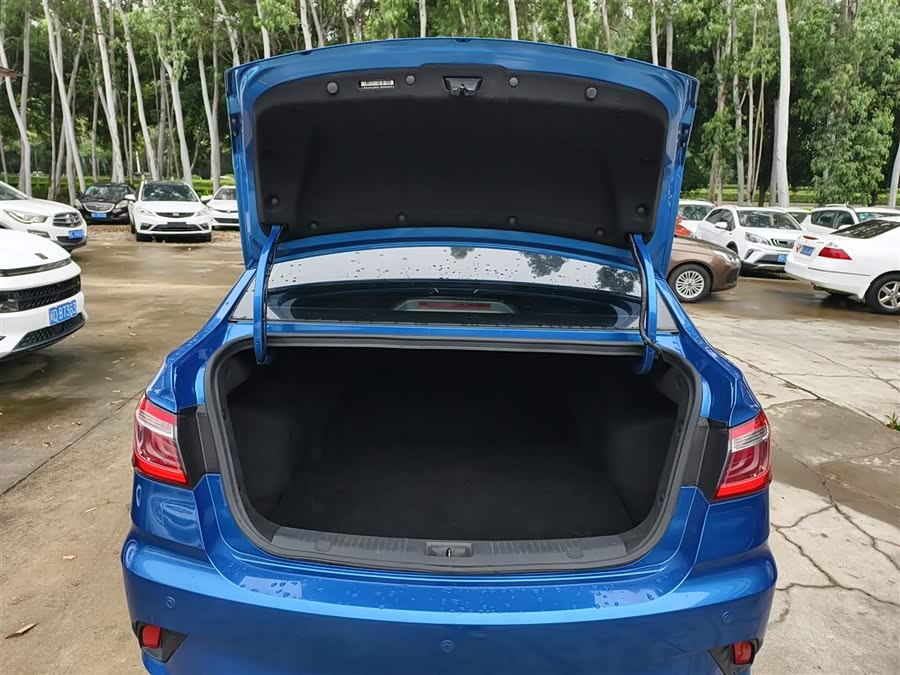 Changan Eado DT 2018 car image #10