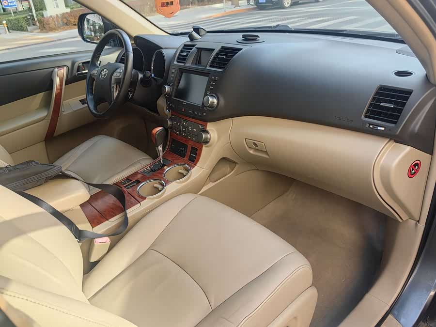 丰田 汉兰达 2010 汽车图片 #10