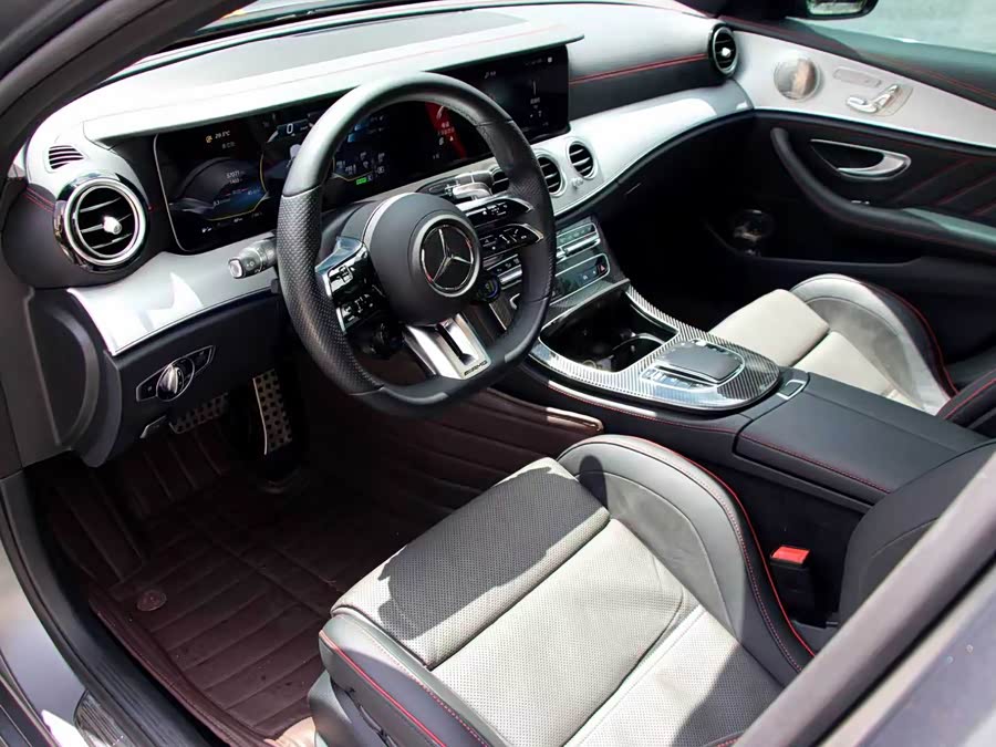 Mercedes-Benz E AMG 2022 immagine di auto #10