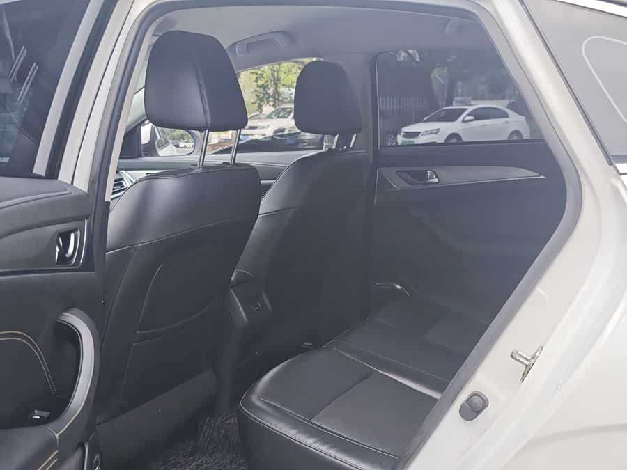 Changan Eado EV 2019 car image #10