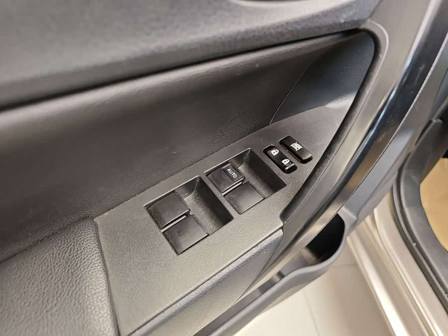 丰田 卡罗拉 2019 汽车图片 #10