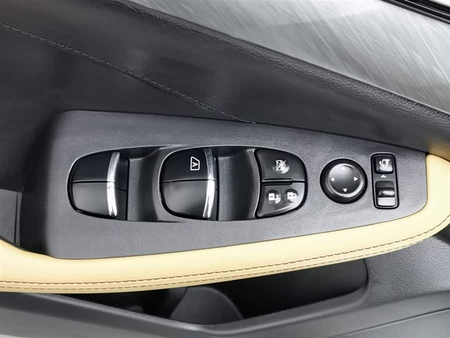 Nissan Maxima 2018 car image #10