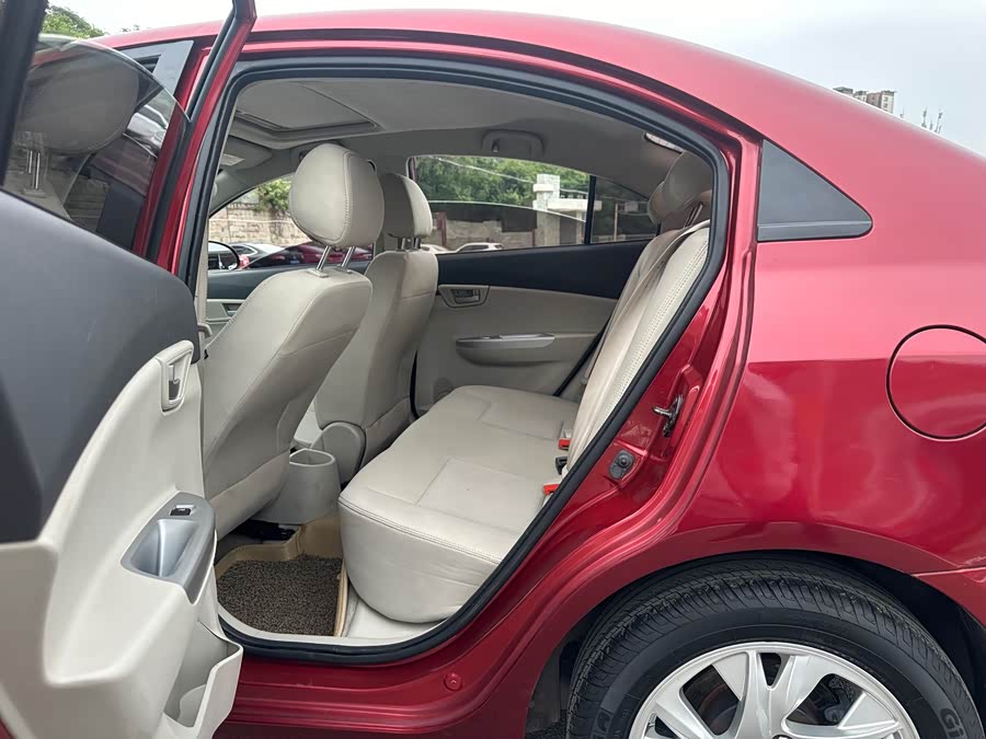 Changan Alsvin V5 2014 #10 Changan Alsvin V5 2014 car image #10