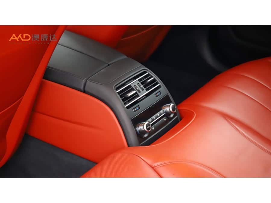 BMW M6 2019 car image #10