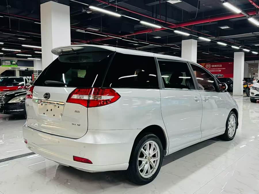 BYD M6 2014 #10 BYD M6 2014 car image #10