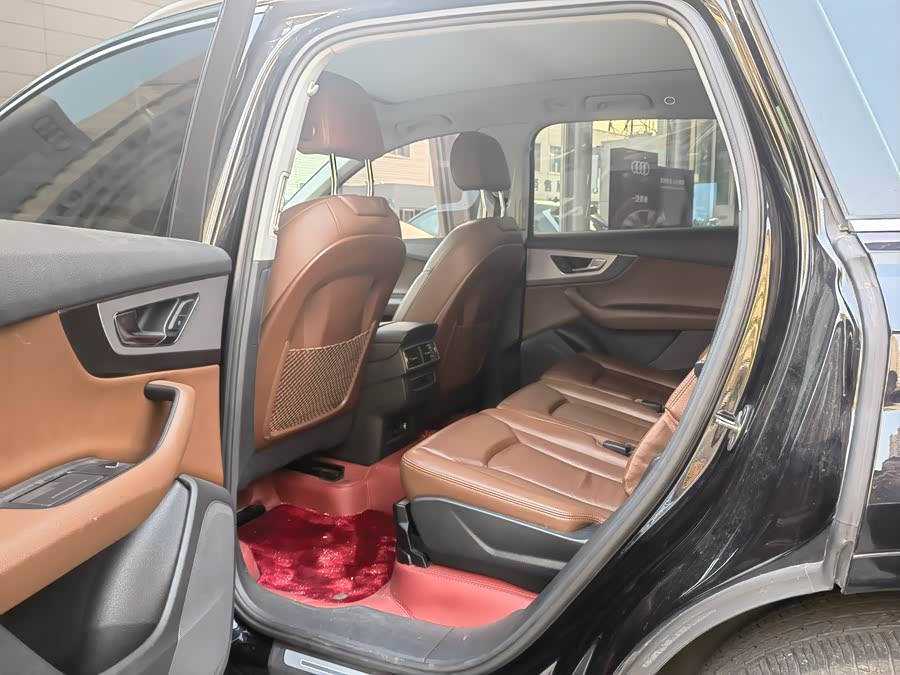 Audi Q7 New Energy 2019 #10 Audi Q7 New Energy 2019 car image #10