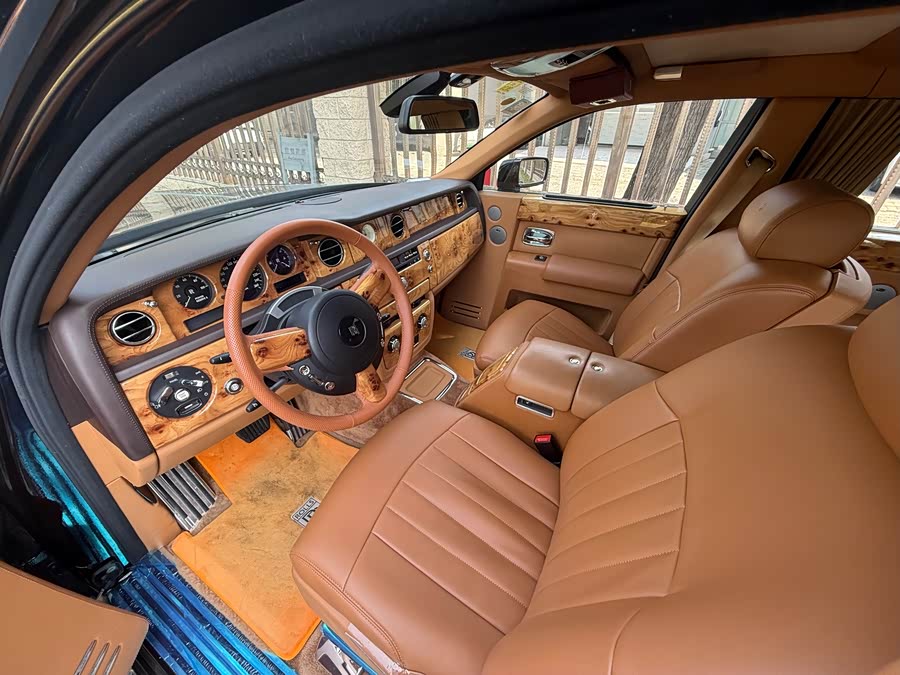 Rolls-Royce Phantom 2008 car image #10