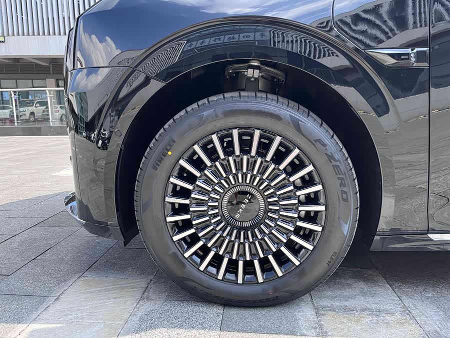 Volkswagen Phideon 2025 immagine di auto #10