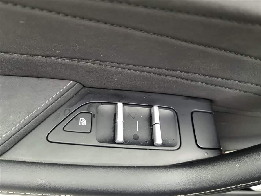 哪吒汽车 哪吒S猎装 2024 汽车图片 #10